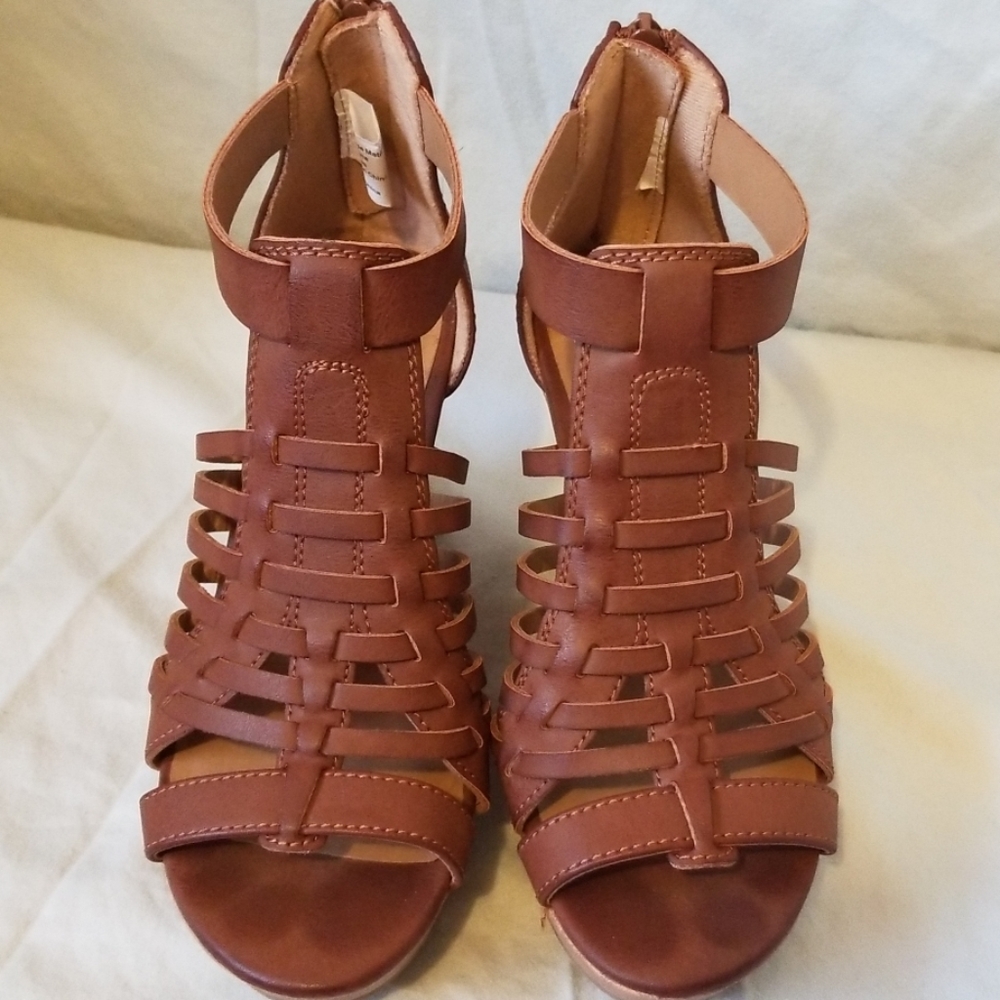 American Eagle wedges